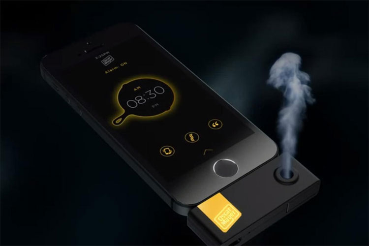 Bacon Smell Emitting iPhone Device