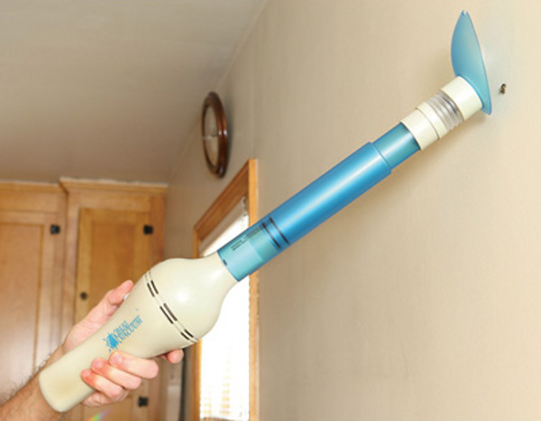 Koolatron Electrocuting Bug Vacuum Wand - Extendable bug catching vacuum