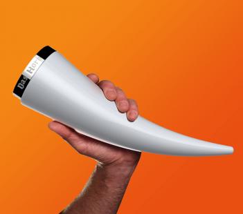 Das Horn – Horn Shaped Drinking Cup
