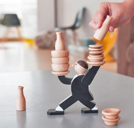 Don’t Tip The Waiter Stacking Game