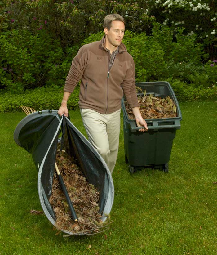 Easy Leaf Bag Loader 2