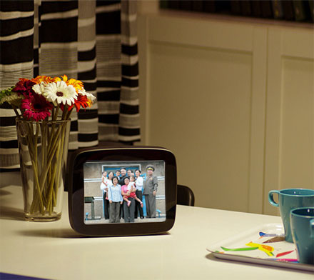 Flink: A Cloud Based Picture Frame