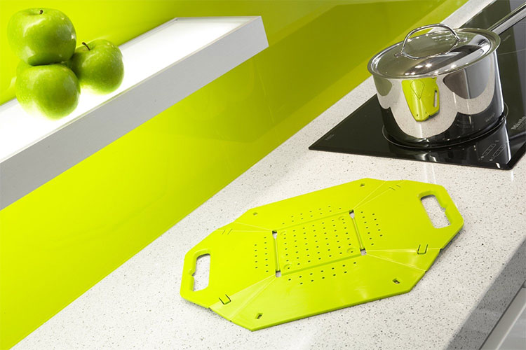 Folding Colander