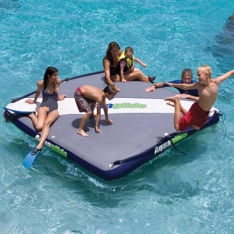 Aquaglide Airport: A Giant Inflatable Mattress With 4 Coolers
