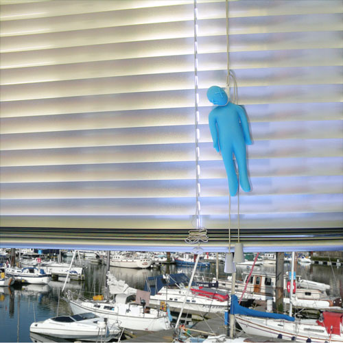 Hanging Man Light String Pull