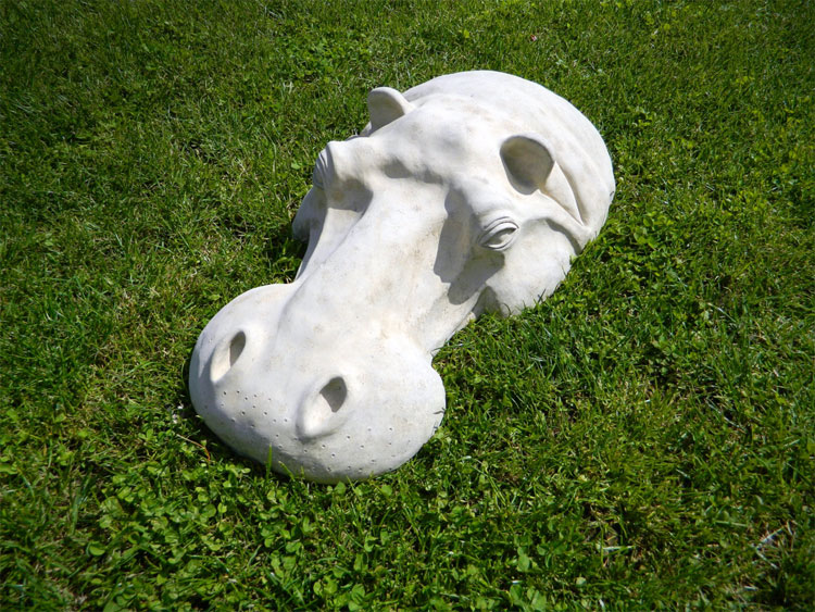 Hippo Lawn Sculpture