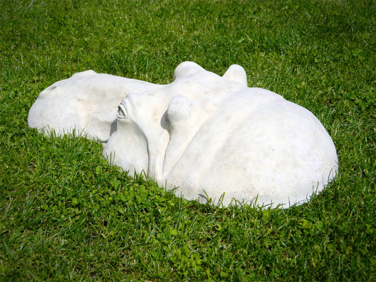 Hippo Lawn Sculpture