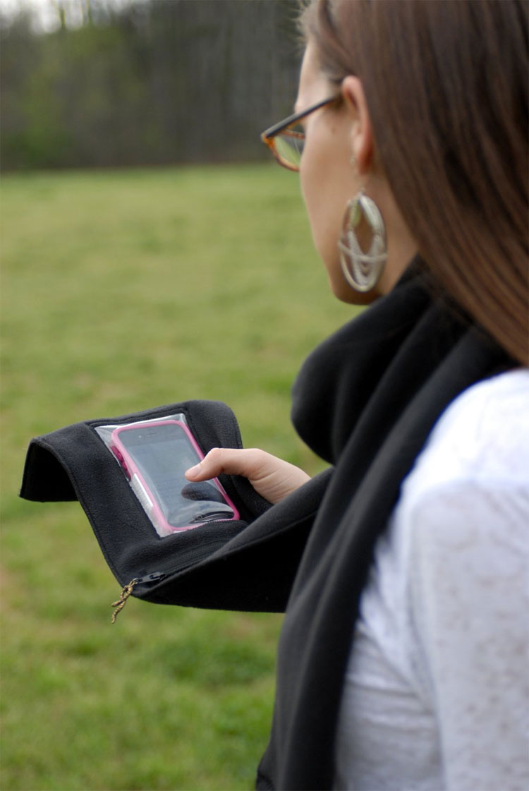 iPhone Scarf With Window