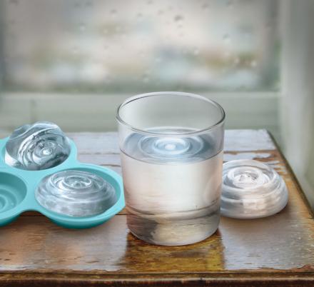 This Water Ripple Ice Cube Tray Makes It Look Like You’re In Jurassic Park