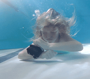 The Kingii Is An Ingenious Wristband Emergency Flotation Device That’ll Save Your Life