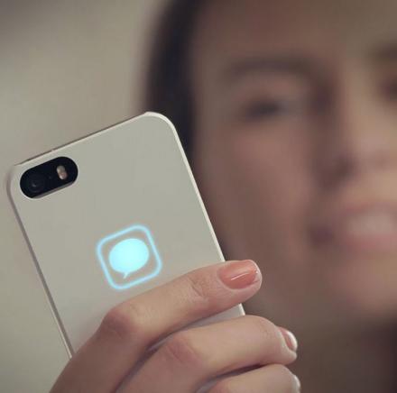 Lunecase: iPhone Case With Notifications