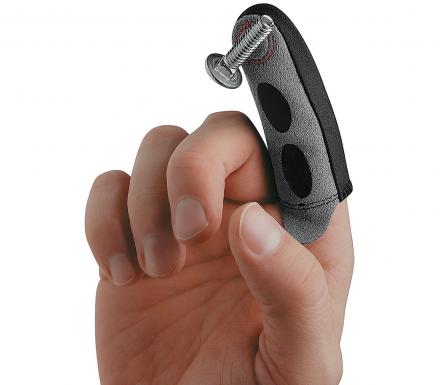 Magnetic Fingertip Sleeve Assures You’ll Never Drop Another Screw On The Floor