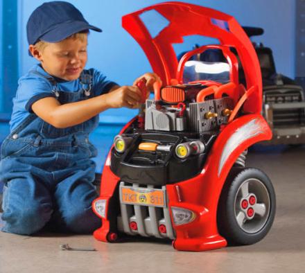 Mechanic’s Toy Car Teaches Your Kid To Take Care Of a Car