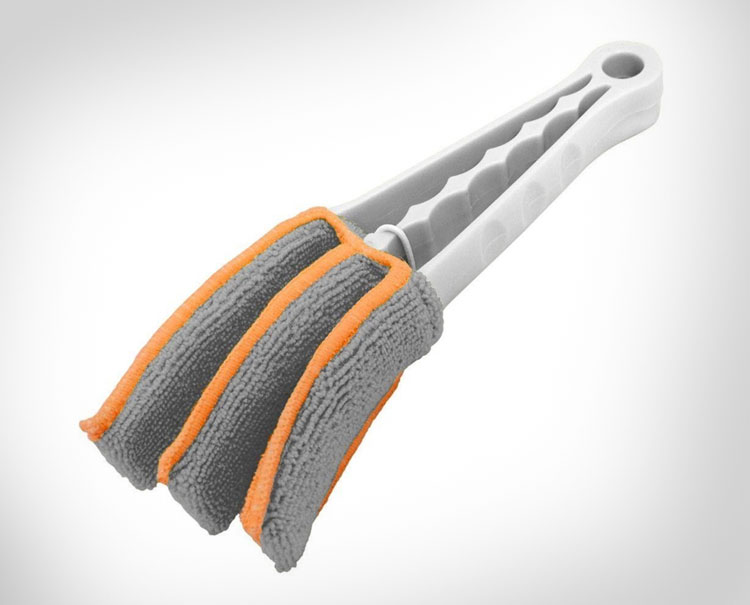 Microfiber Blind Duster