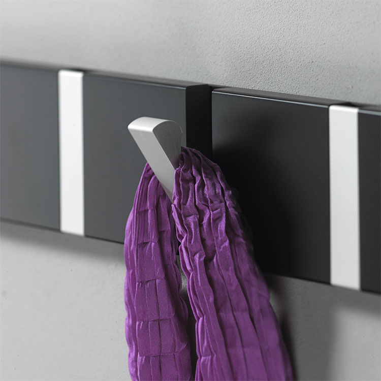 Knax Hooks
