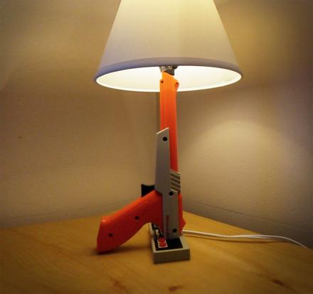 NES Nintendo Zapper Gun Lamp