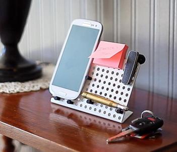 PEG: An Organization Pegboard