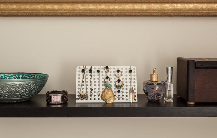 PEG: An Organization Pegboard