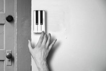 There’s a Piano Doorbell That Lets Your Guests Make a Tune