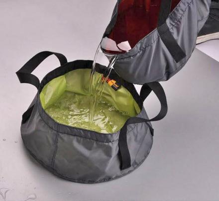 Portable Folding Water Container Made From Fabric