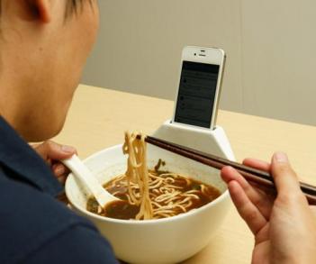 Ramen Bowl iPhone Dock