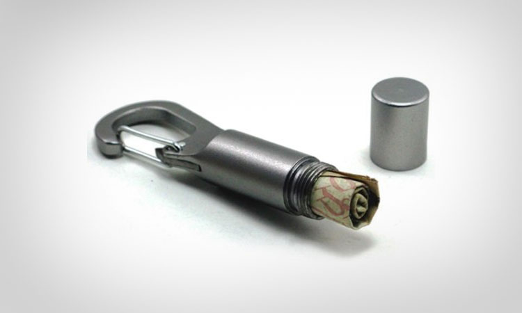 Screwpop Travel Stash Keychain and Flashlight
