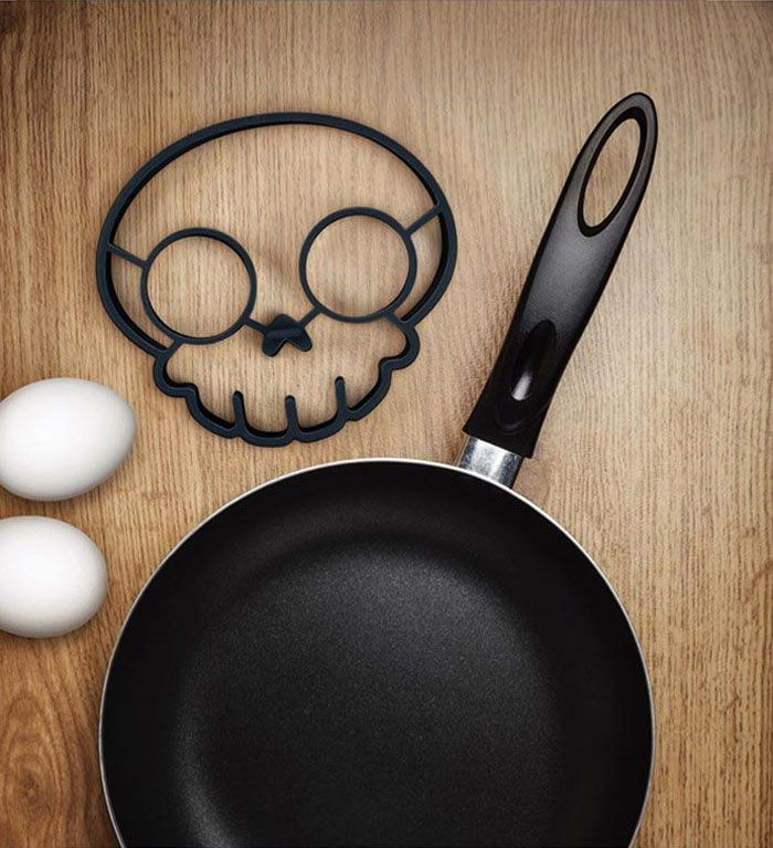 Skull Shaped Eggs Maker