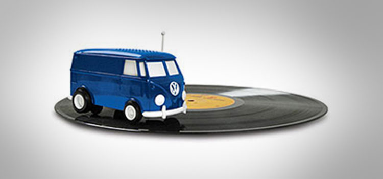 Soundwagon Portable Record Playing Hippy Van - Spinning Volkswagen Van Record Player Speaker