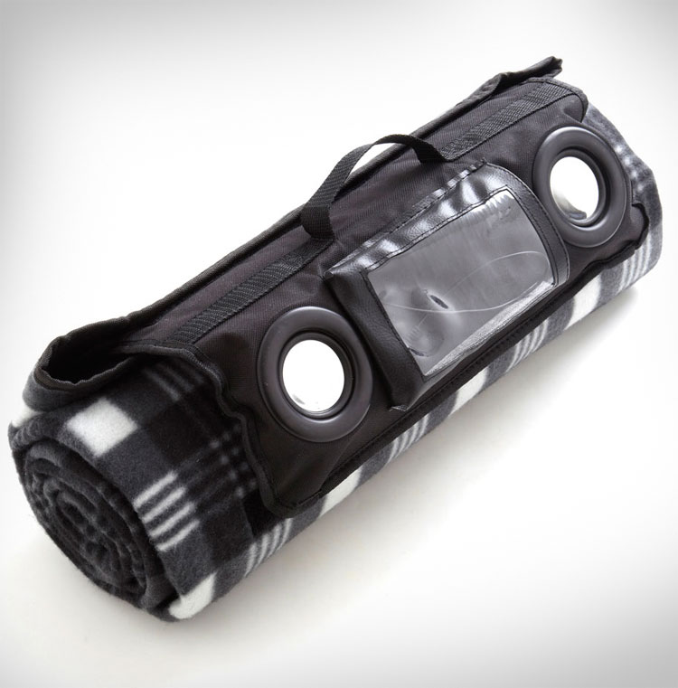 Picnic Blanket With Speaker