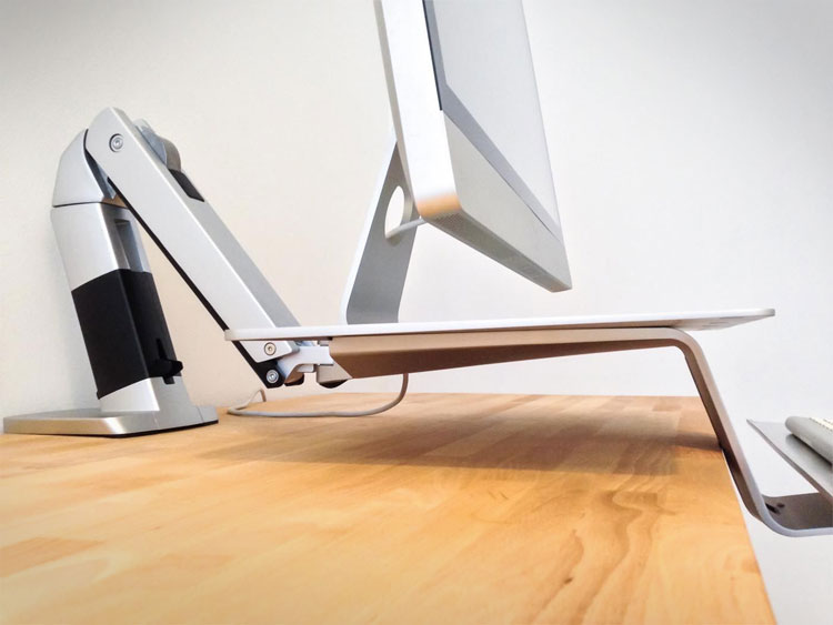 Ergotron Stand Or Sit iMac Workstation