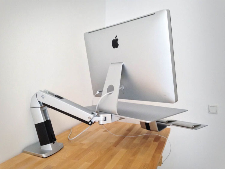 Ergotron Stand Or Sit iMac Workstation