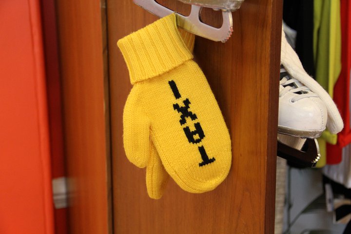 New York Taxi Mittens