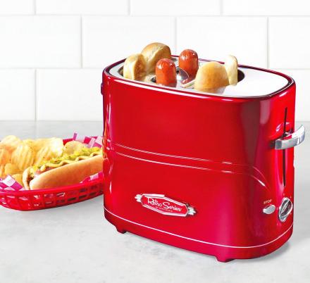 There’s a Hot Dog Toaster That’ll Also Toast Your Buns For Super Quick and Easy Meals