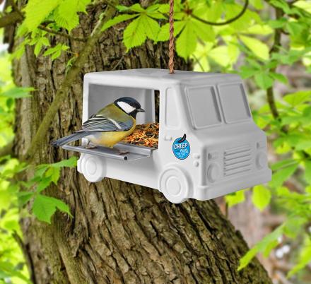 There’s Now a Food Truck Bird Feeder, and It’s Called ‘Cheep Eats’