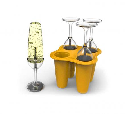 There’s Now a Mold That Lets You Create Champagne Popsicles