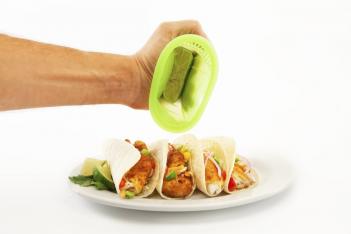 3 In 1 Citrus Pod Kitchen Tool