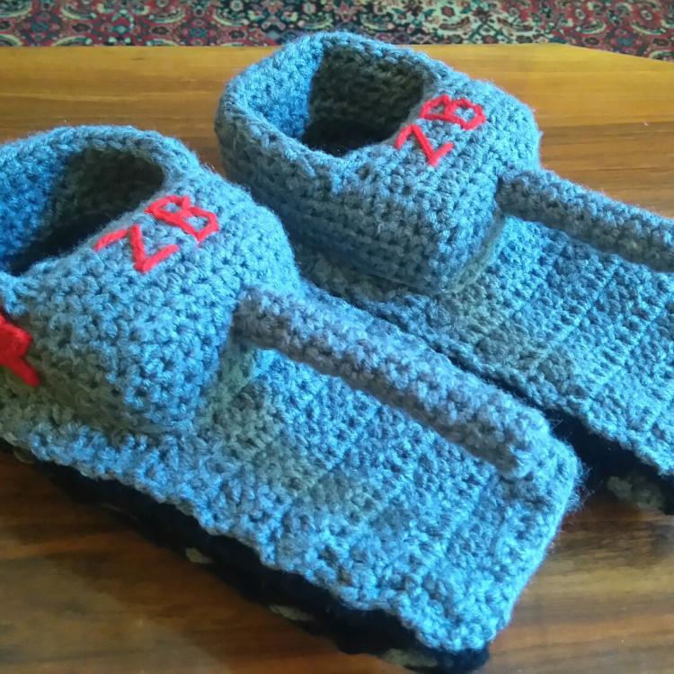 Crochet Tank Slippers - Funny tank shaped knit slippers