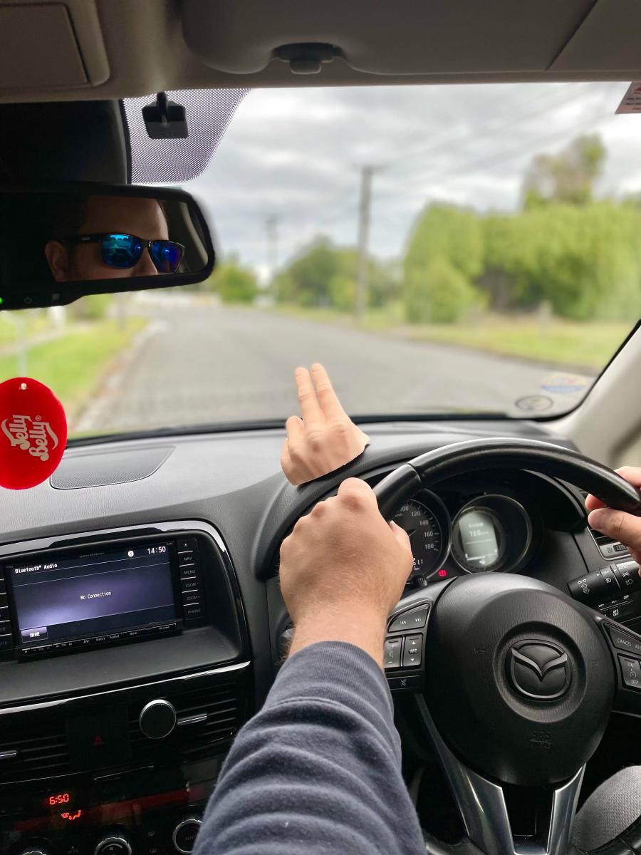 2-Finger Car Wave Dashboard Mount - Waving Hand Dashboard