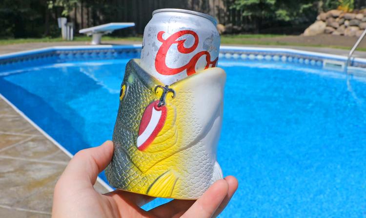 3D Fish Head Beer Koozie - Padded large-mouth bass swallowing beer can koozie