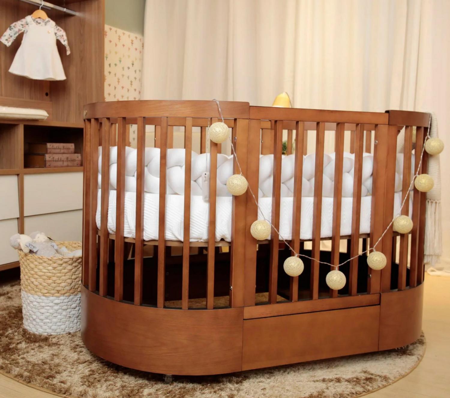 4-in-1 Convertible Crib - Crib converts to bassinet and toddler bed