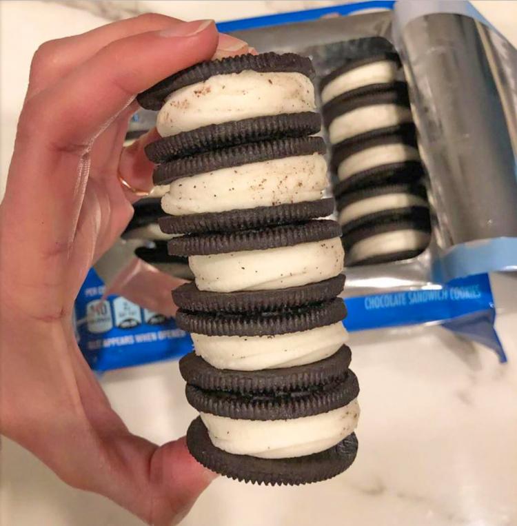4x Maximum Stuffed Oreo Cookies - Biggest Oreo Cookies - The Most Stuff Oreo