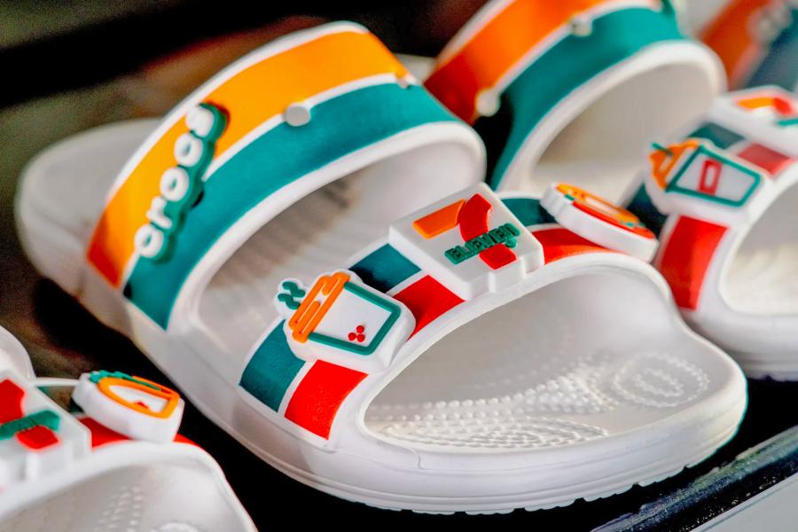 7-11 Crocs - 7-eleven Crocs