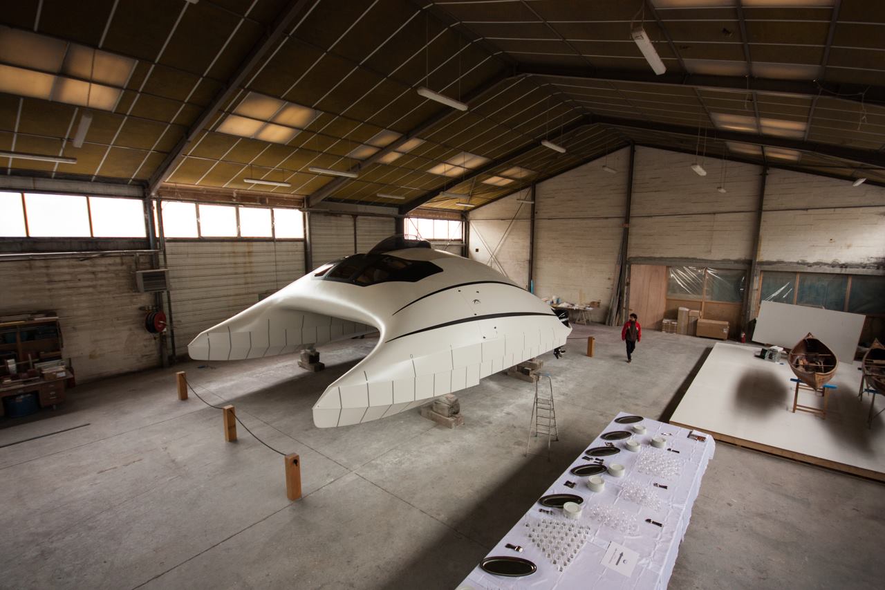 Advanced Aerodynamic Vessels A2V Super-fast Catamaran yacht vessel - Evil villain boat