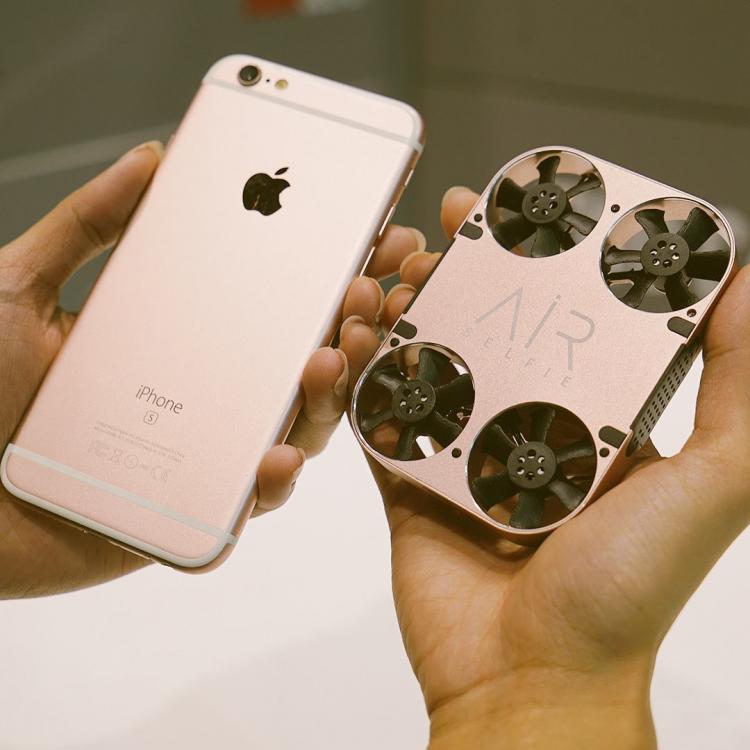 Air PIX Pocket Sized Drone Lets You Get The Perfect Selfie - Tiny selfie camera quadcopter