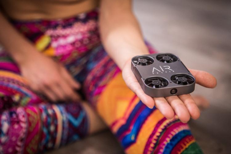 Air PIX Pocket Sized Drone Lets You Get The Perfect Selfie - Tiny selfie camera quadcopter