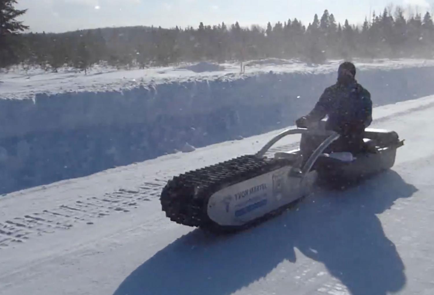 MMT i36 all-terrain electric tank track snow machine locomotive