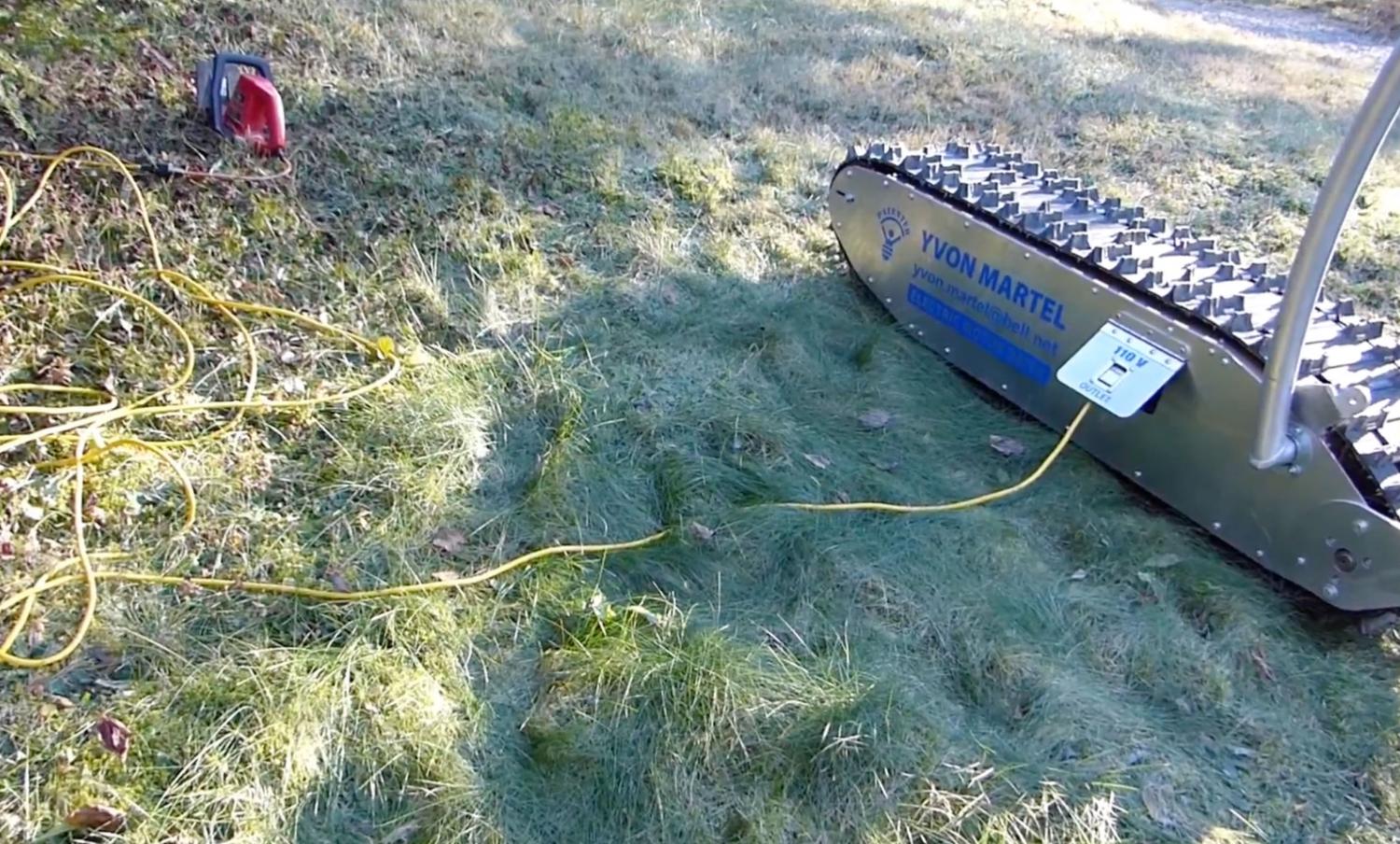 MMT i36 all-terrain electric tank track snow machine locomotive