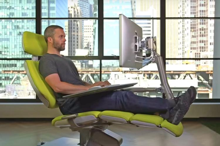 Altwork Robotic Moving Desk - futuristic desk workstation
