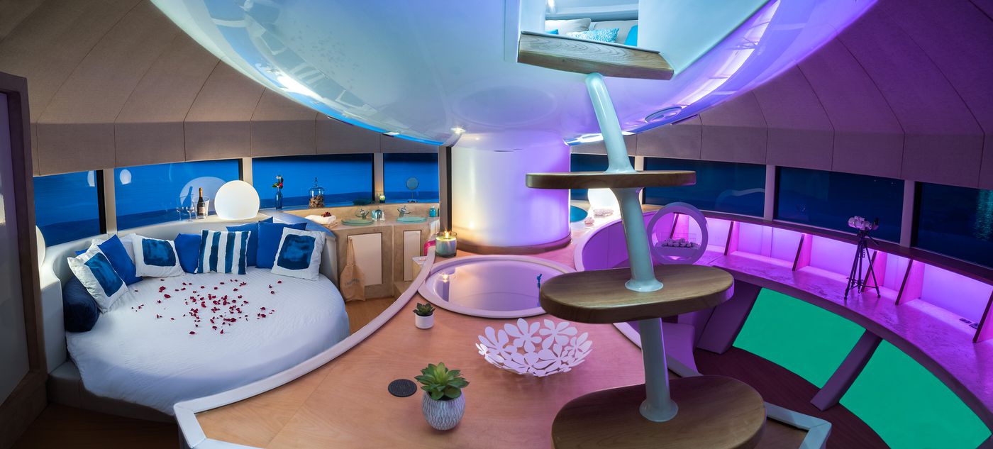 Anthenea Solar Powered Luxury Floating Hotel Suite - UFO-shaped saucer boat home