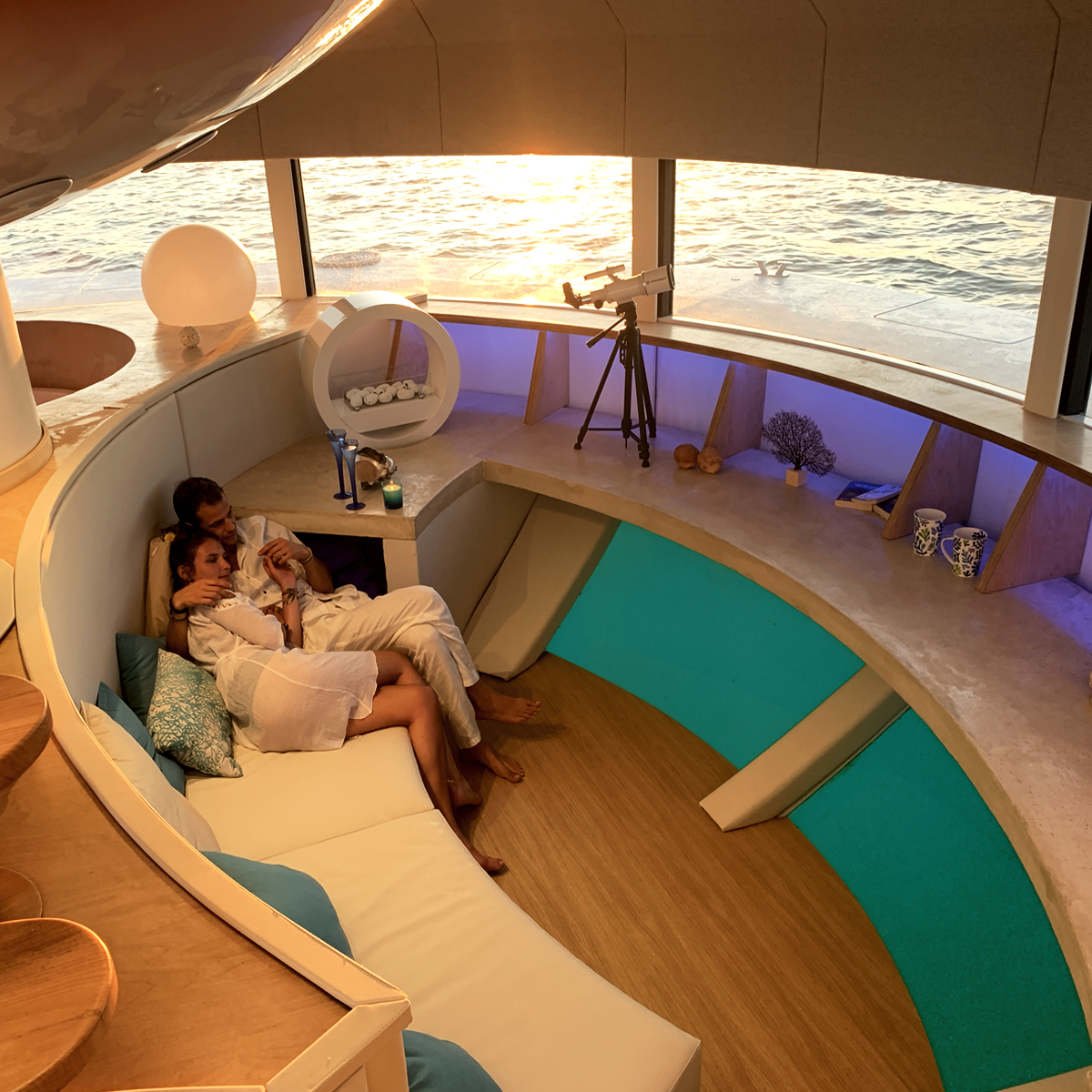 Anthenea Solar Powered Luxury Floating Hotel Suite - UFO-shaped saucer boat home